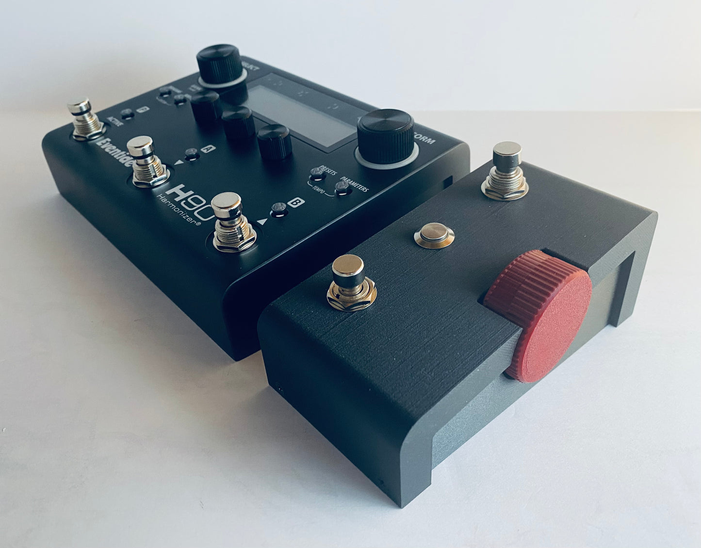 Eventide H90 profile-matching aux switch